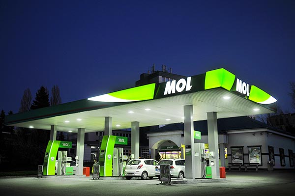 MOL investuje do čerpacích stanic 2,5 miliardy. Vsází na občerstvení pro řidiče